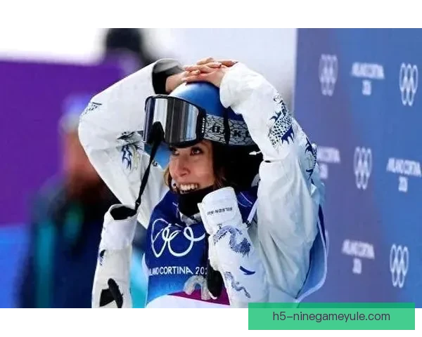 谷爱凌夺银牌两届冬奥2金2银